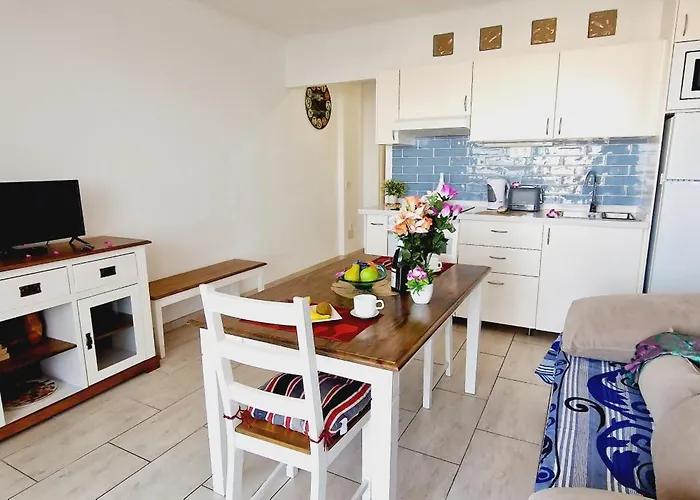 Ocean View 1 Bedroom In 펜션 아데제